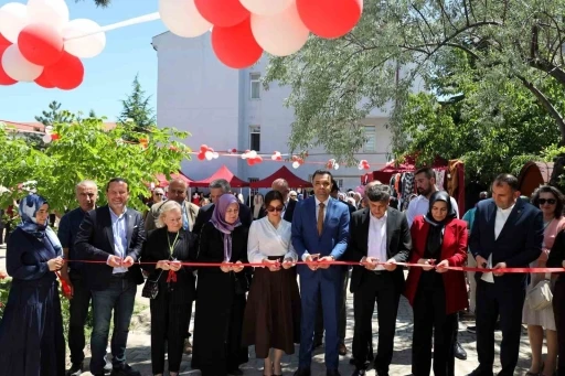 Bilecik&rsquo;te el emeği &uuml;r&uuml;nler beğeni topladı
