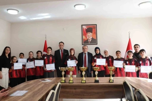 Bilecik&rsquo;te &lsquo;Floor Curling&rsquo; başarı belgeleri sahiplerini buldu
