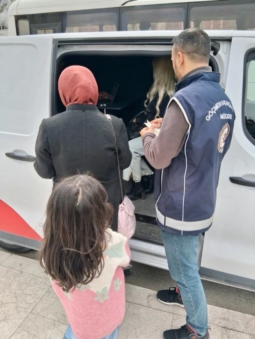 Bilecik&rsquo;te g&ouml;&ccedil;men ka&ccedil;ak&ccedil;ılığına y&ouml;nelik denetim

