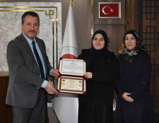 Bilecik&rsquo;te hafızlık icazet belgeleri sahiplerine takdim edildi

