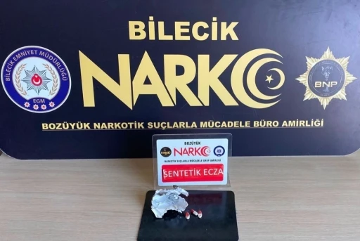 Bilecik&rsquo;te &rsquo;Lyrica&rsquo; adı verilen uyuşturucu madde ele ge&ccedil;irildi
