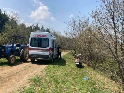 Bilecik’te motosikletin devrilmesi sonucu meydana gelen trafik kazasında 2 kişi yaralandı
