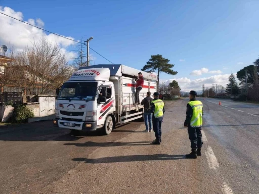 Bilecik&rsquo;te m&uuml;şterek yol kontrol ve denetim faaliyeti
