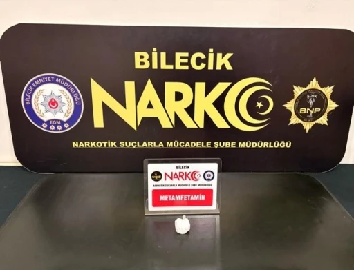 Bilecik&rsquo;te narkotik operasyonunda metamfetamin ele ge&ccedil;irildi
