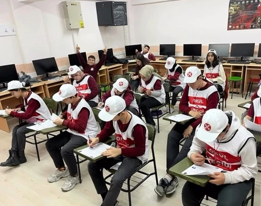 Bilecik&rsquo;te &ouml;ğrencilere okul ge&ccedil;idi g&ouml;revlisi eğitimi
