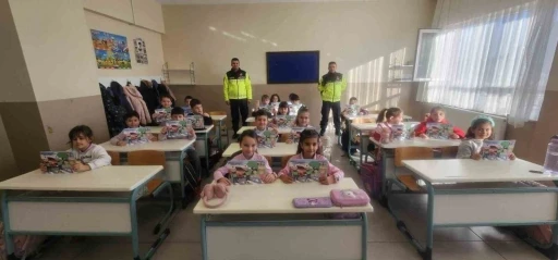 Bilecik&rsquo;te &ouml;ğrencilere trafik eğitimi verildi
