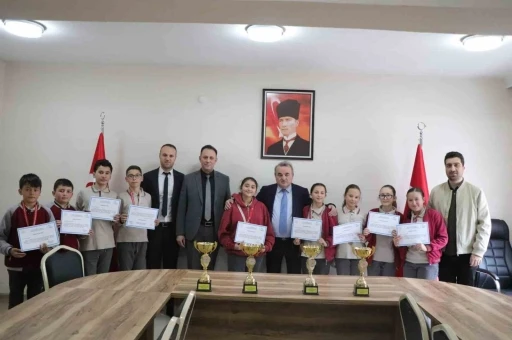 Bilecik&rsquo;te oryantiring şampiyonlarına &ouml;d&uuml;l
