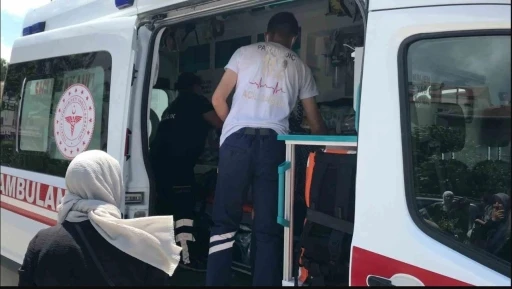 Bilecik’te otomobil çarptığı çocuk yaralandı
