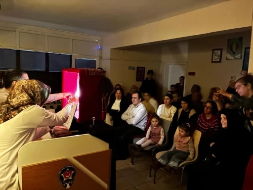 Bilecik&rsquo;te &ouml;zel ihtiya&ccedil;lı bireyler i&ccedil;in Karag&ouml;z ve Hacivat g&ouml;sterisi
