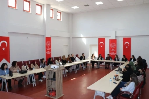 Bilecik&rsquo;te &lsquo;Psikolojik İlk Yardım, Kayıp ve Yas Eğitim Programı&rsquo; başladı
