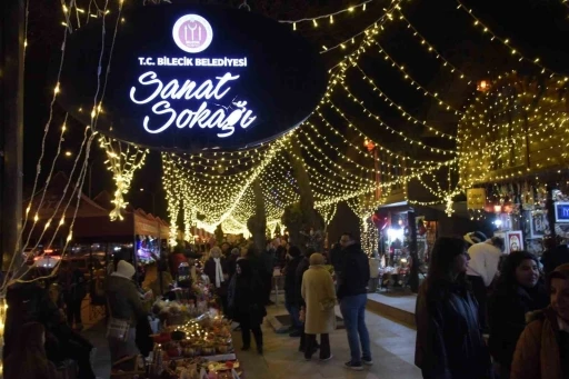 Bilecik&rsquo;te Sanat Sokağına yoğun ilgi
