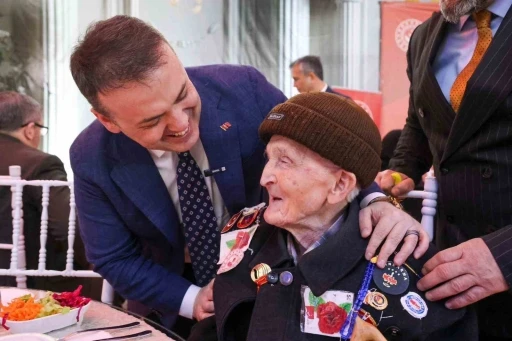 Bilecik&rsquo;te şehit yakınlar ve gaziler, &rsquo;B&uuml;y&uuml;k Aile Sofrası&rsquo;nda buluştu
