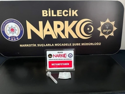 Bilecik&rsquo;te uyuşturucu operasyonu: 1 g&ouml;zaltı

