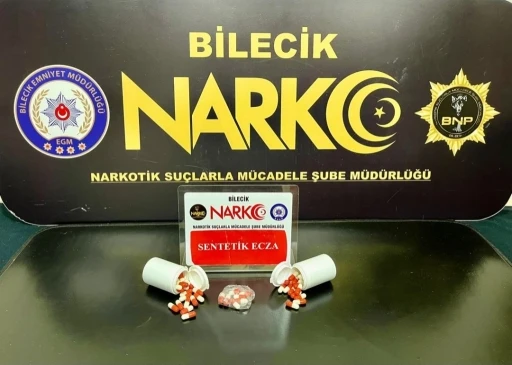 Bilecik&rsquo;te uyuşturucu operasyonuna 2 g&ouml;zaltı
