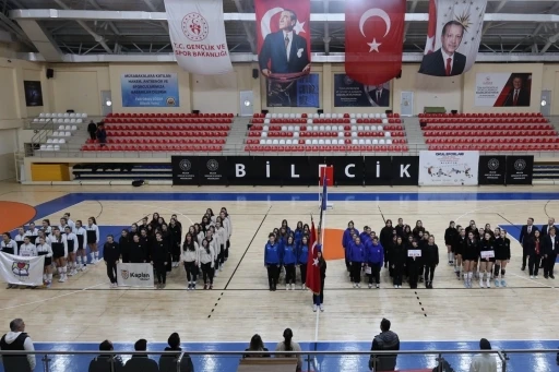 Bilecik&rsquo;te voleybol grup m&uuml;sabakaları başladı
