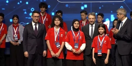 Bilecik&rsquo;ten T&Uuml;BİTAK T&uuml;rkiye Finallerinde b&uuml;y&uuml;k başarı
