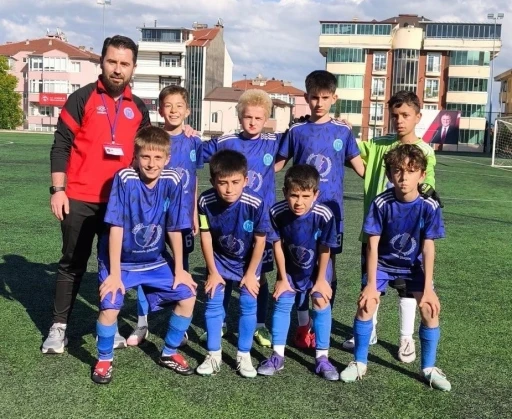 Bilecik U11 Gen&ccedil;ler Ligi&rsquo;nde 1299 Bilecikspor Kul&uuml;b&uuml;, BFA&rsquo;yı farklı yendi

