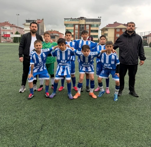 Bilecik U12 Gen&ccedil;ler Ligi&rsquo;nde 4&rsquo;&uuml;nc&uuml; hafta geride kaldı
