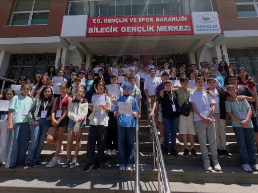 Bilecikli gen&ccedil;ler projelerini sergiledi
