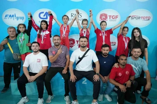Bilecikli g&uuml;reş&ccedil;ilerden T&uuml;rkiye Şampiyonası&rsquo;nda b&uuml;y&uuml;k başarı
