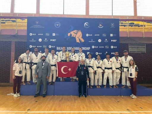 Bilecikli Judocu Sümeyye Deniz, Balkan Şampiyonası’nda gümüş madalya kazandı
