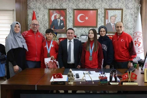 Bilecikli sporcular T&uuml;rkiye derecesi elde etti
