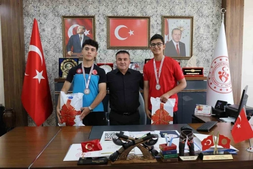 Bilecikli sporculardan gururlandıran T&uuml;rkiye derecesi
