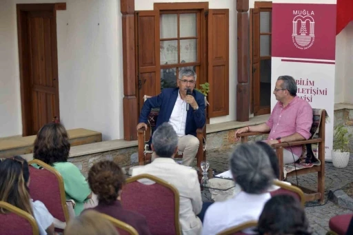Bilim Kafe’de tarih konuşuldu
