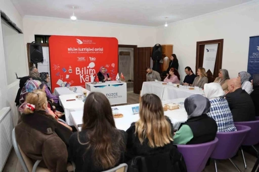 Bilim Kafede &ccedil;ocuklarda şiddet eğilimi her y&ouml;n&uuml;yle ele alındı
