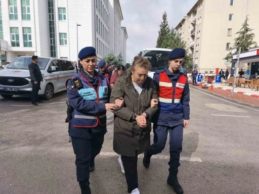 Bilişim dolandırıcılarına 9 ilde eş zamanlı operasyon: 14 g&ouml;zaltı
