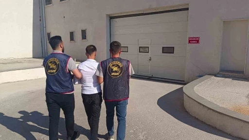 Bilişim sistemleri üzerinden dolandırıcılık yapan şahıs yakalandı
