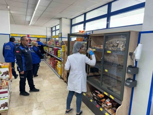 BİM’de küflü ekmek şikayetine zabıta müdahalesi

