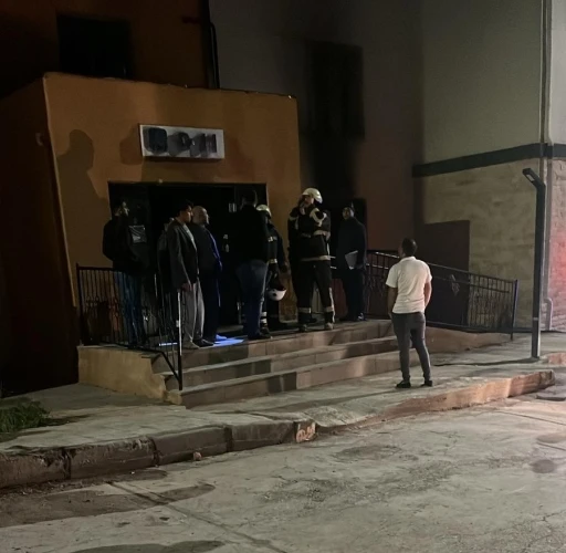 Binada çıkan yangın korku ve paniğe neden oldu
