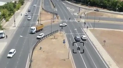 Bingöl’de dron destekli trafik denetiminde plakasız motosiklete ceza
