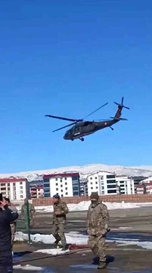 Bing&ouml;l&rsquo;de helikopter destekli &ccedil;alışma ile enerji kesintisi giderildi
