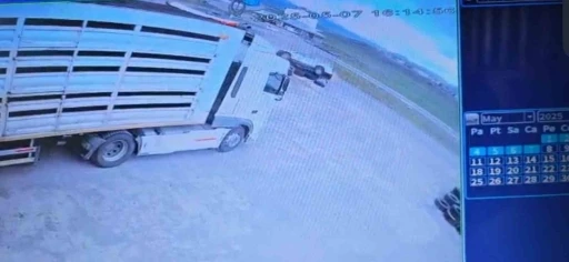 Bingöl’de iki araç çarpıştı: 2’si ağır 7 yaralı
