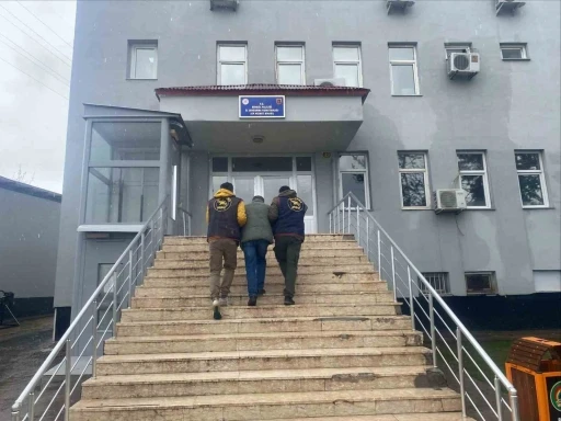Bing&ouml;l&rsquo;de kesinleşmiş hapis cezası bulunan 4 ş&uuml;pheli yakalandı
