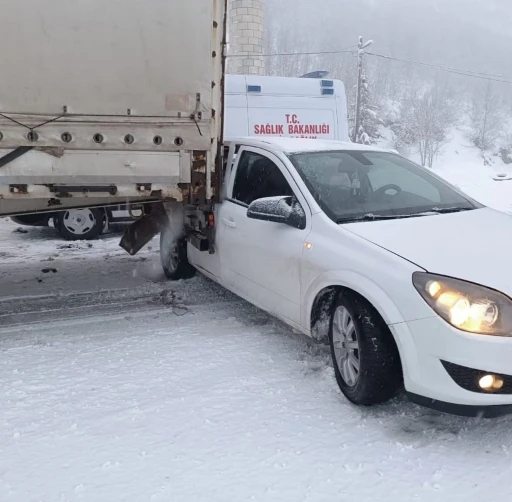 Bing&ouml;l&rsquo;de trafik kazası: 1 yaralı
