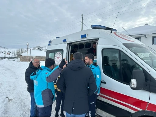 Bing&ouml;l&rsquo;de UMKE&rsquo;den zorlu kış şartlarında hayat kurtaran m&uuml;dahale
