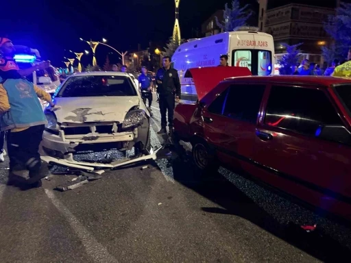 Bingöl’de zincirleme kaza: 6 yaralı
