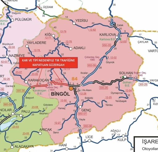 Bing&ouml;l-Elazığ yolu tır trafiğine kapatıldı
