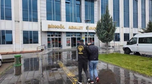 Bing&ouml;l merkezli dolandırıcılık operasyonunda 6 ş&uuml;pheli yakalandı
