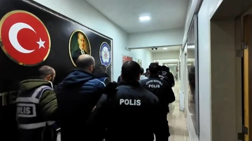 Bingöl merkezli terör operasyonunda 12 gözaltı
