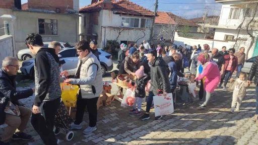 Binlerce çocuk bayram coşkusunu 4 asırlık gelenekleriyle yaşadı
