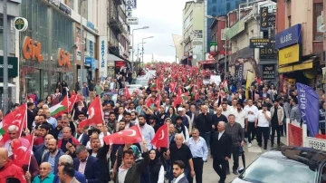 Binlerce kişi İsrail’e tepki, Filistin’e destek için yürüdü
