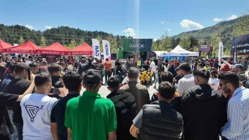 Binlerce motosiklet tutkunu Kadirli/Andırın Motofest&rsquo;te bir araya geldi
