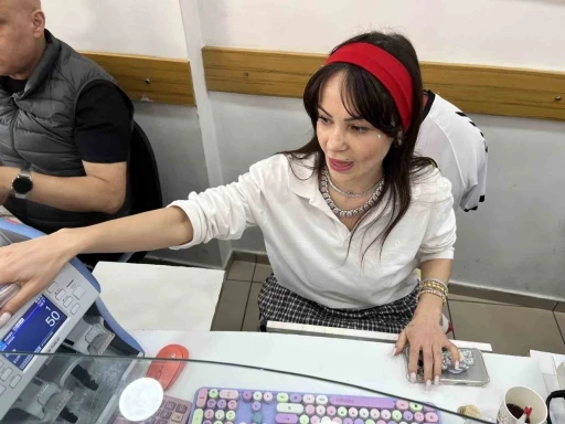 Bir anlık dalgınlık 100 Euro&rsquo;ya b&ouml;yle mal oldu
