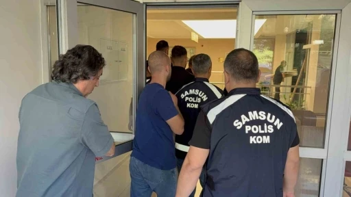 Bir ara&ccedil;ta ele ge&ccedil;en silahla ilgili 4 kişiye adli kontrol
