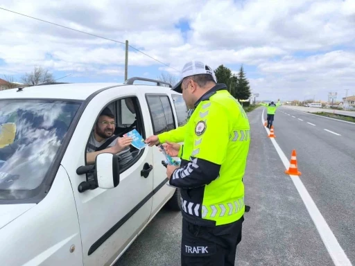 &lsquo;Bir Kural Bir &Ouml;m&uuml;r&rsquo; uygulaması Şuhut&rsquo;ta hayata ge&ccedil;irildi
