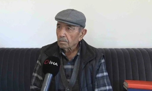 Bir &ouml;mr&uuml; defterlere sığdırarak 59 yıldır g&uuml;nl&uuml;k tutuyor
